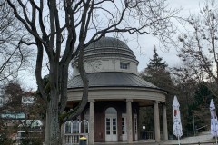 Das-Teehaus-im-Weissenburgpark