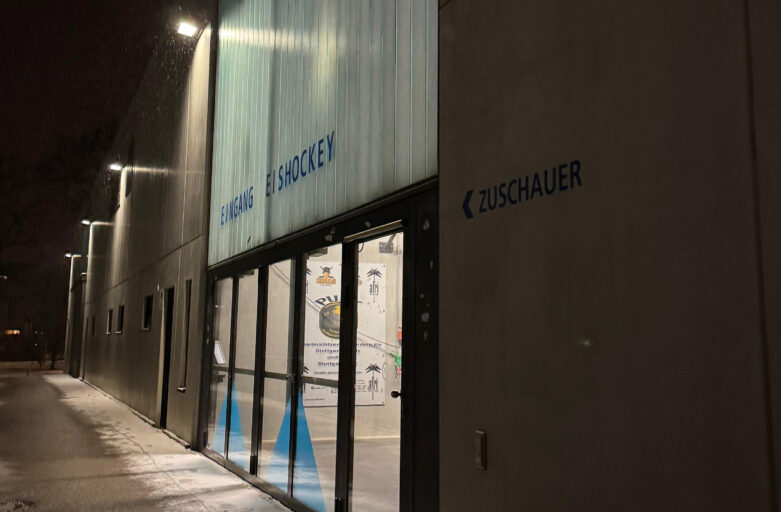 Eiswelt Stuttgart – Kufenspaß und Vereinssport auf der Waldau